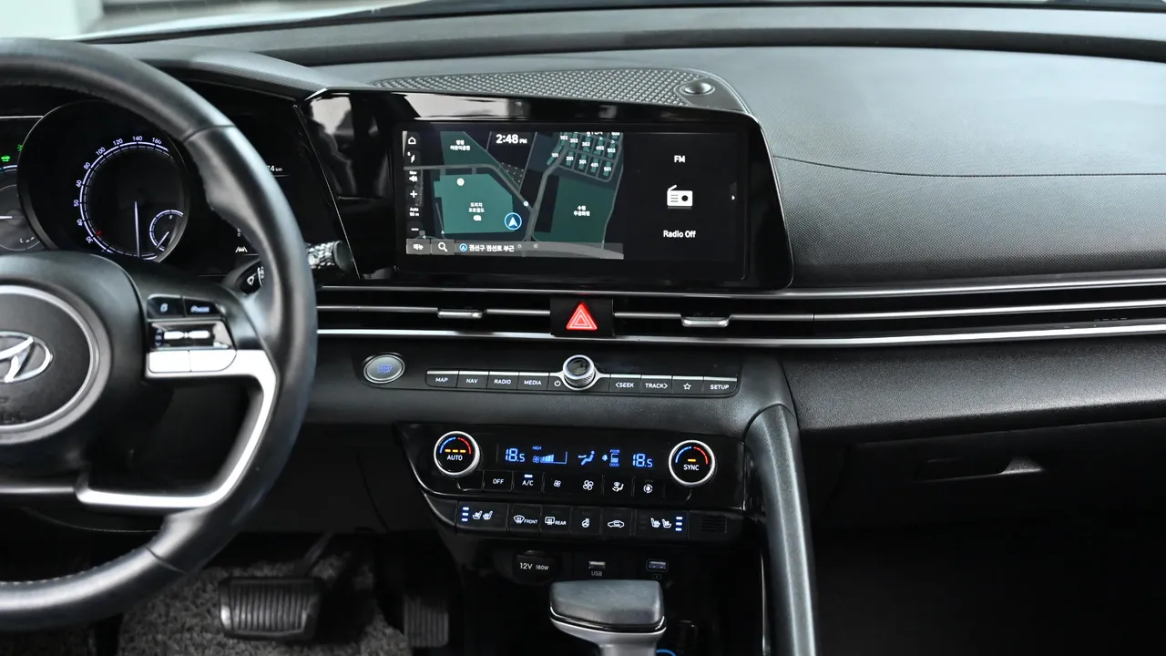 Hyundai Avante — miniaturë 14