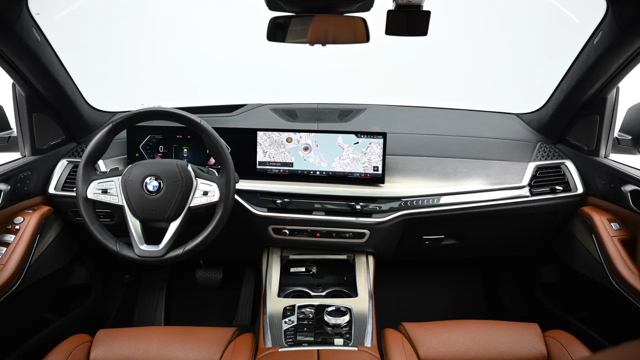 BMW X7 — miniaturë 7
