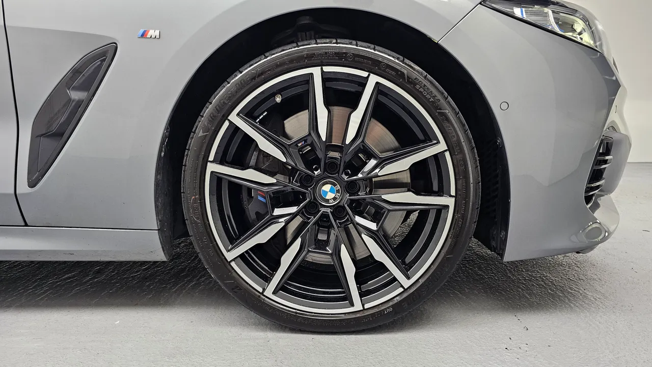 BMW 8er — miniaturë 5