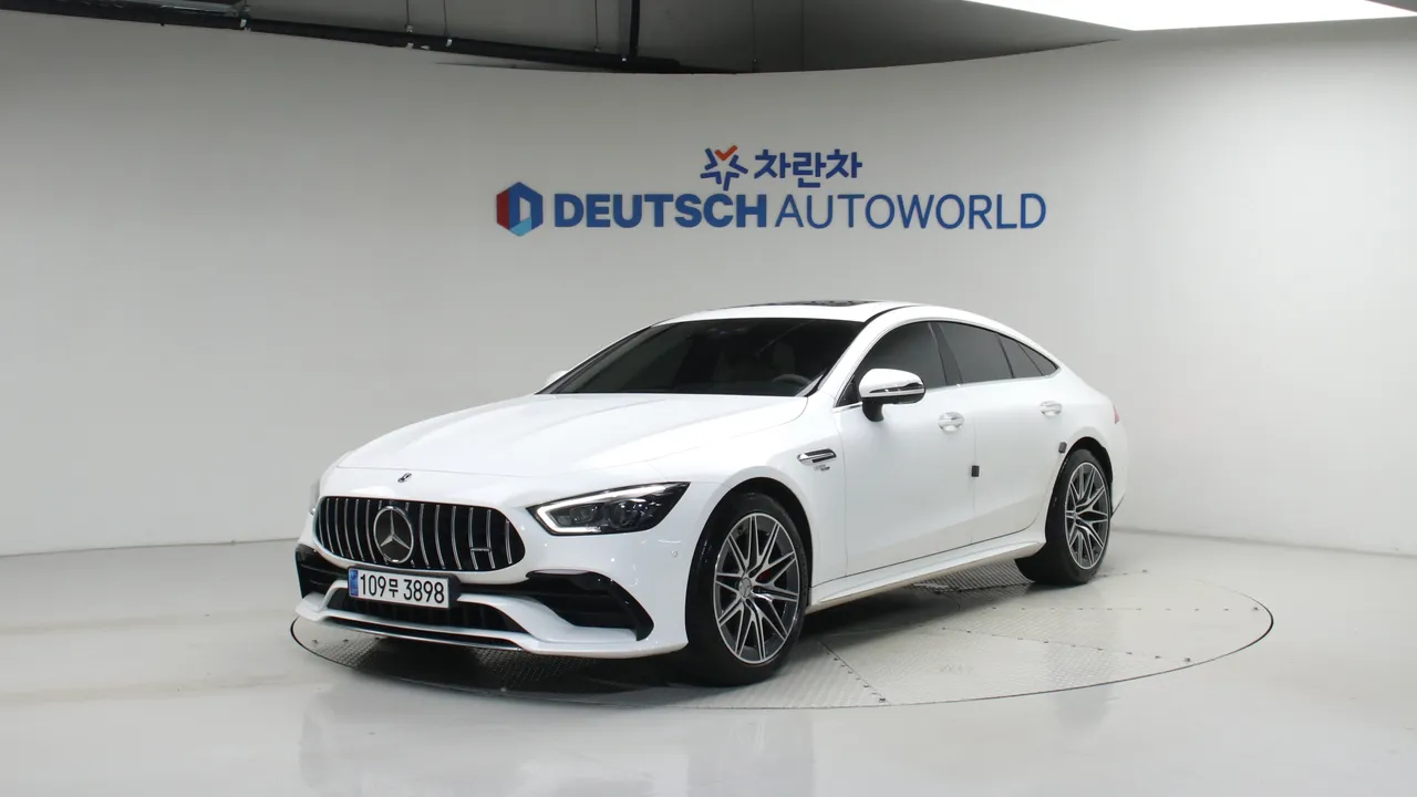 Mercedes-Benz AMG GT 4도어 43 4MATIC+ — foto 1