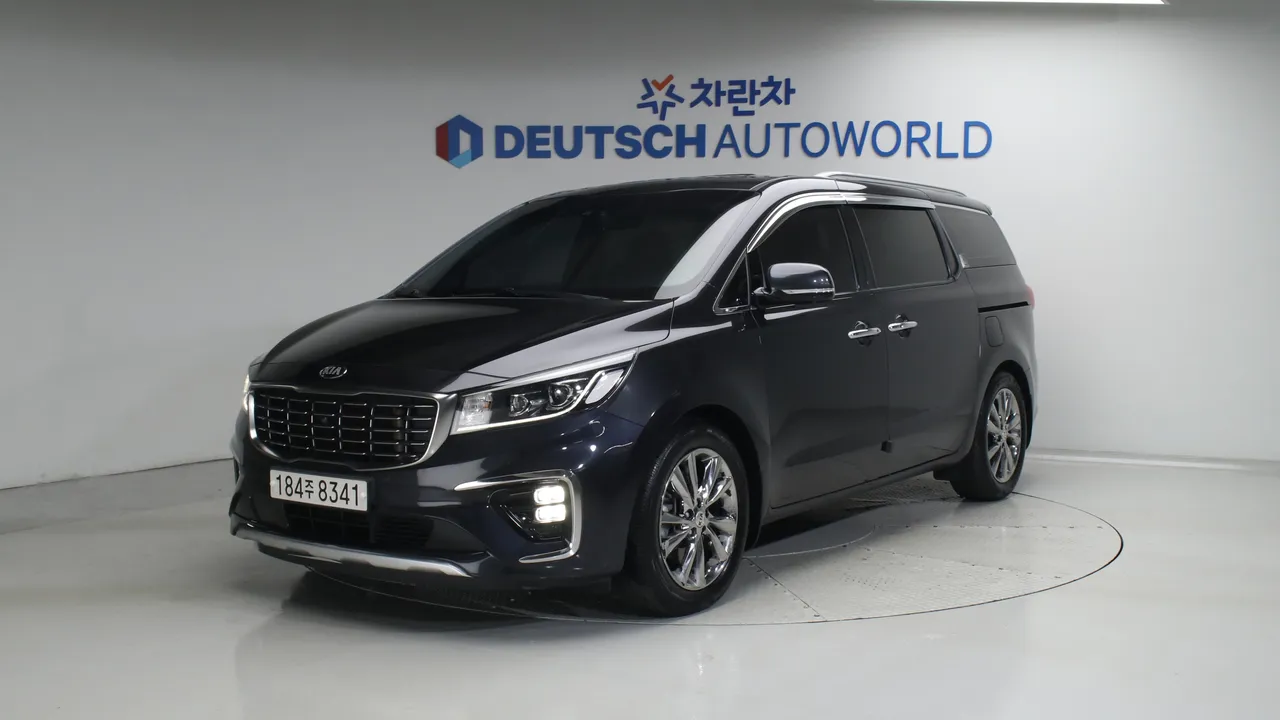 Kia Carnival 9인승 노블레스 스페셜 — foto 1