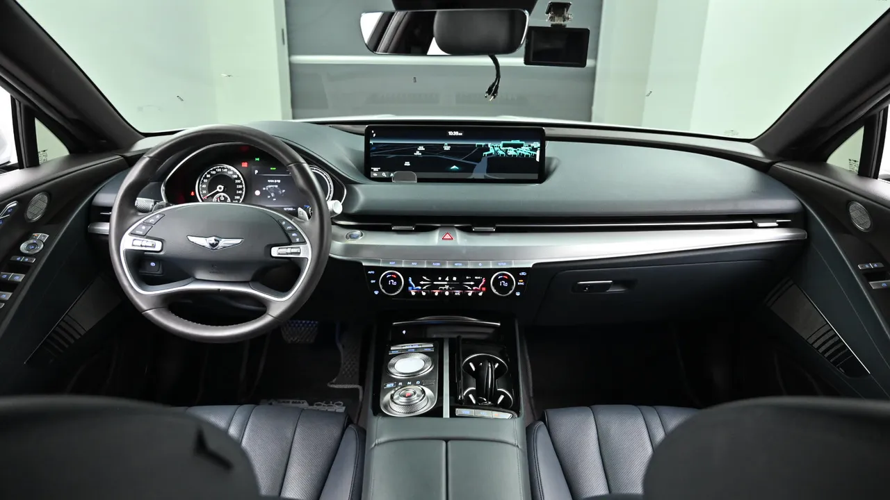 Genesis G80 — miniaturë 7
