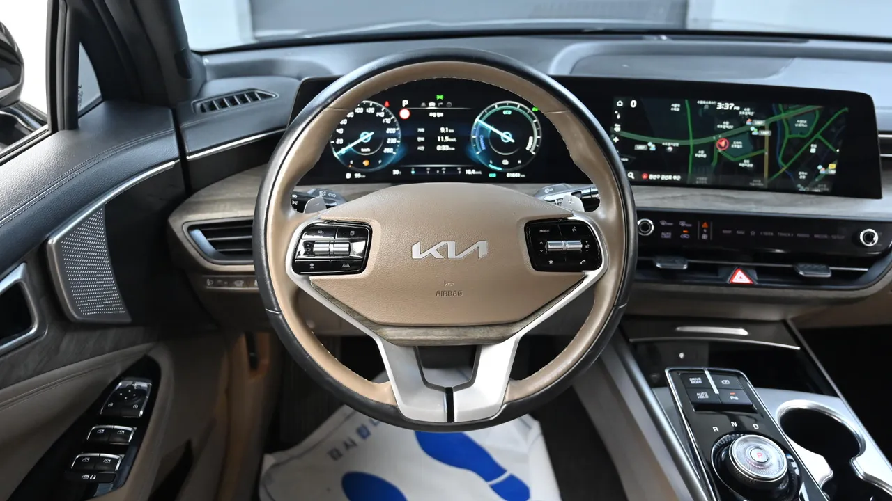 Kia K8 — miniaturë 13