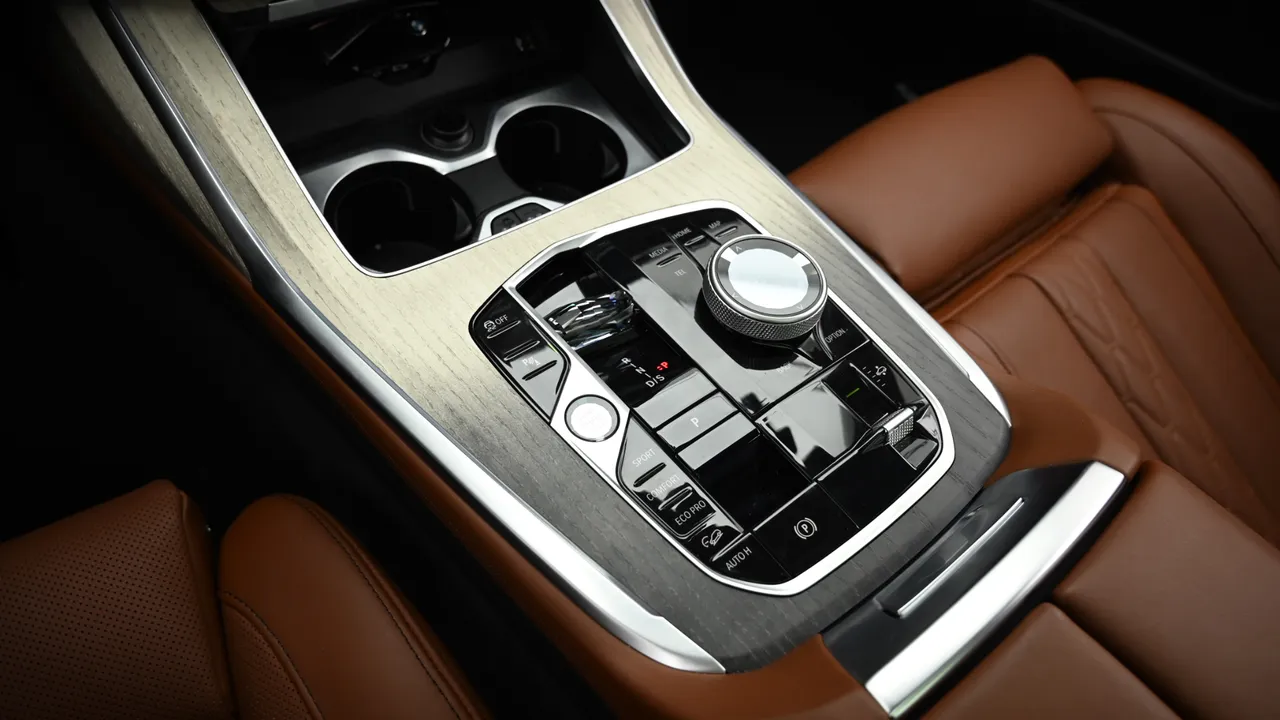BMW X7 — miniaturë 25