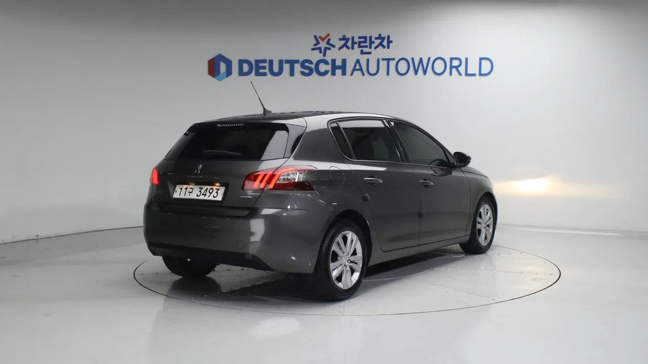 Peugeot 308 2nd Generation 1.6 BlueHDi Active