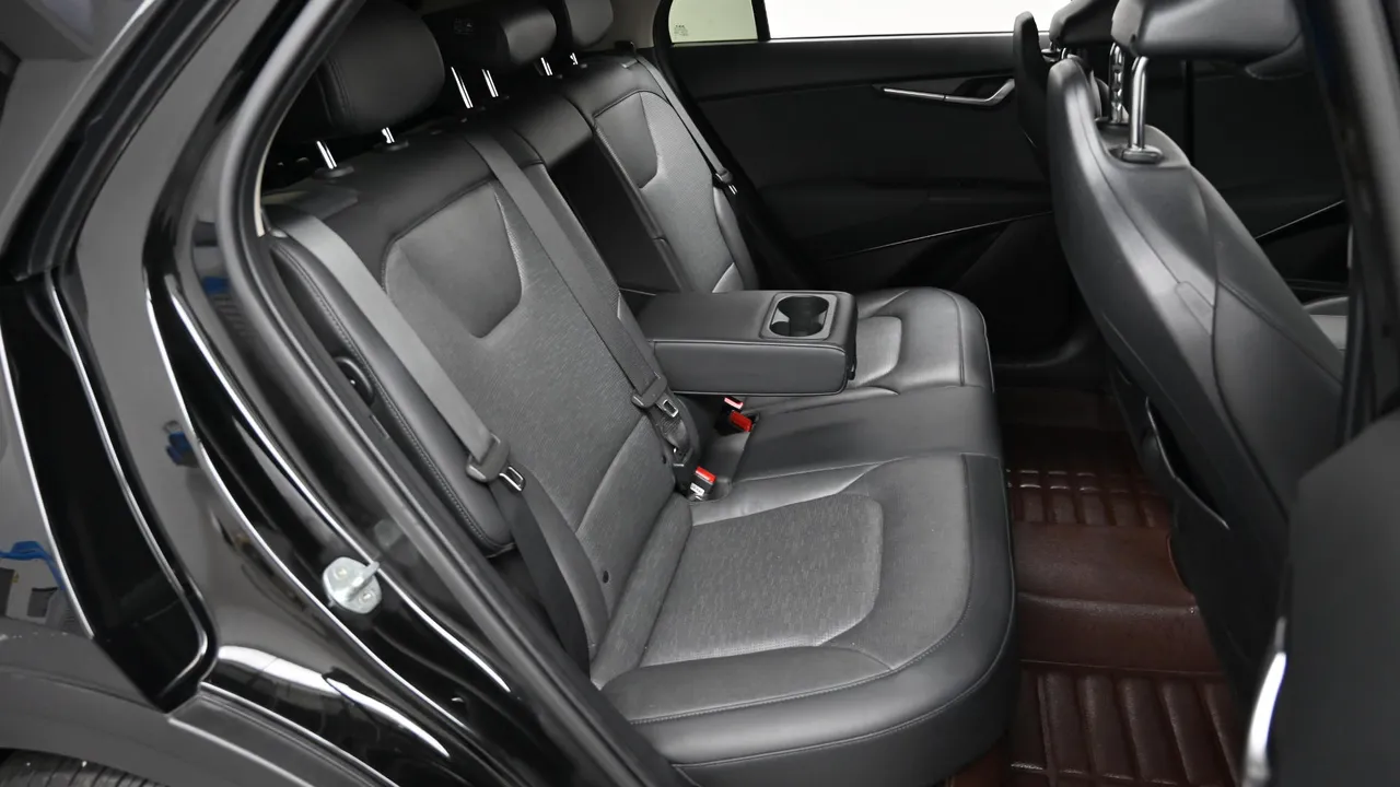 Kia Niro — miniaturë 12