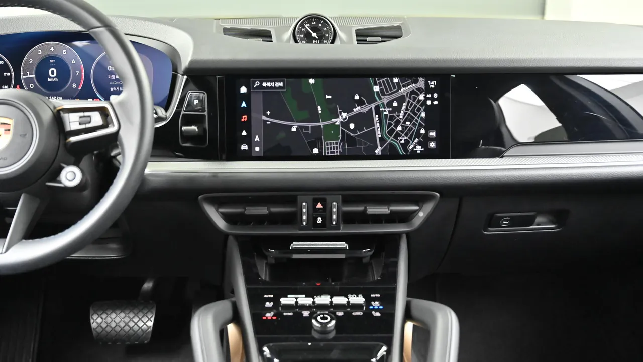 Porsche Cayenne — miniaturë 23