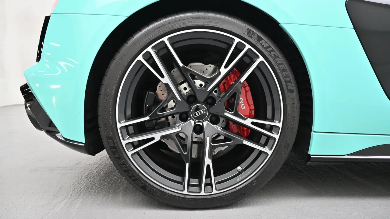Audi R8 — miniaturë 5