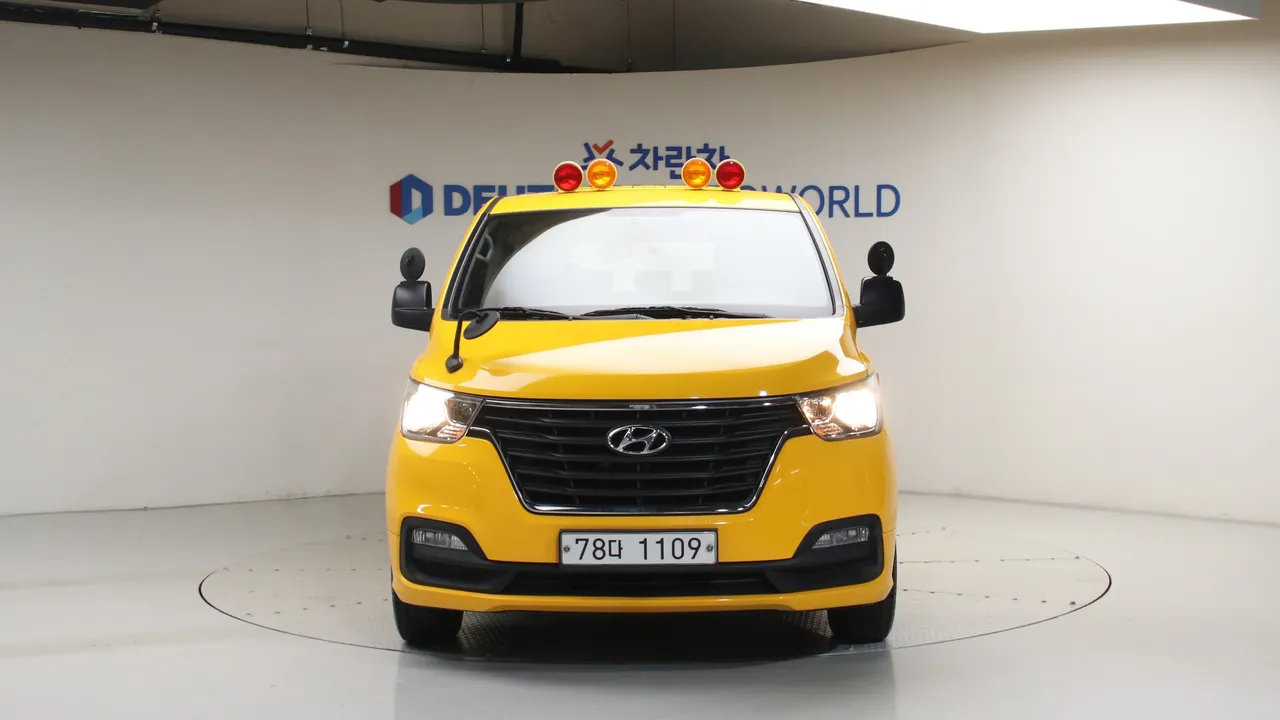 Hyundai Starex — miniaturë 3