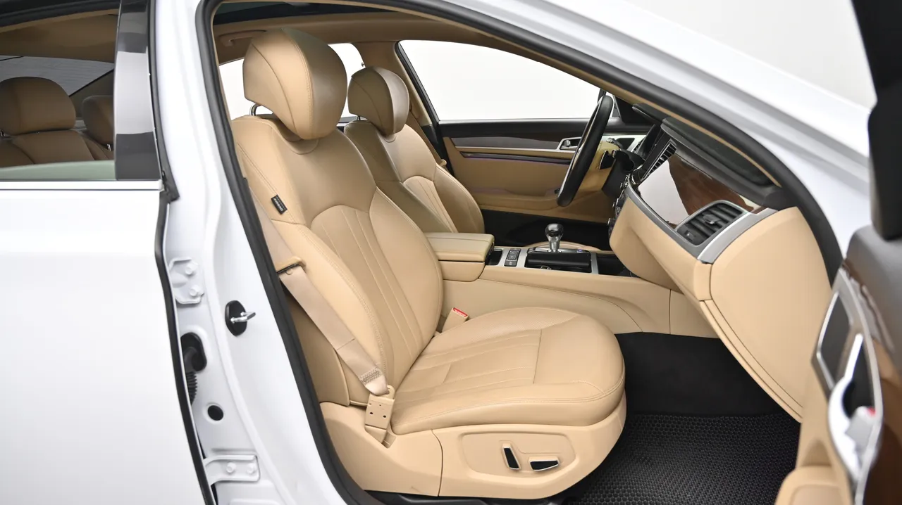Genesis G80 — miniaturë 10