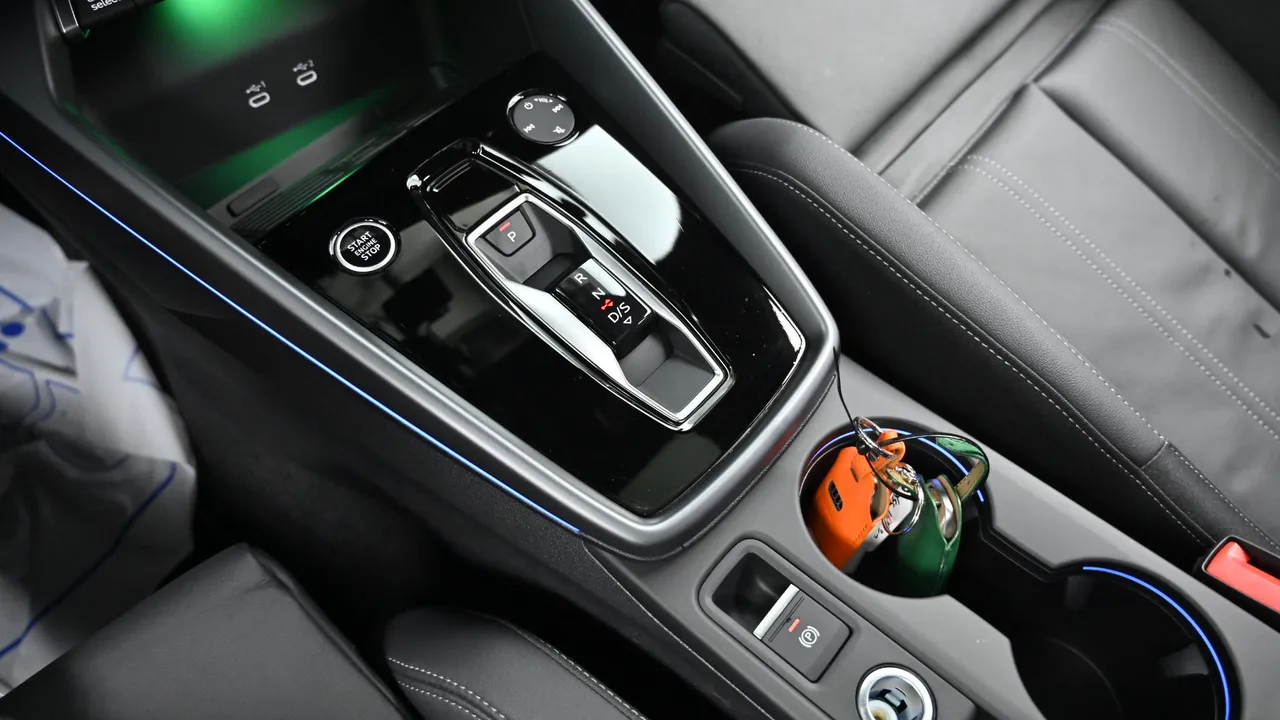 Audi A3 (8Y) 40 TFSI Quattro Premium