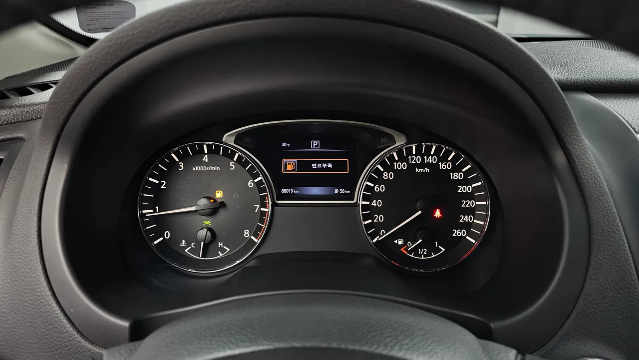 Nissan Altima — miniaturë 8