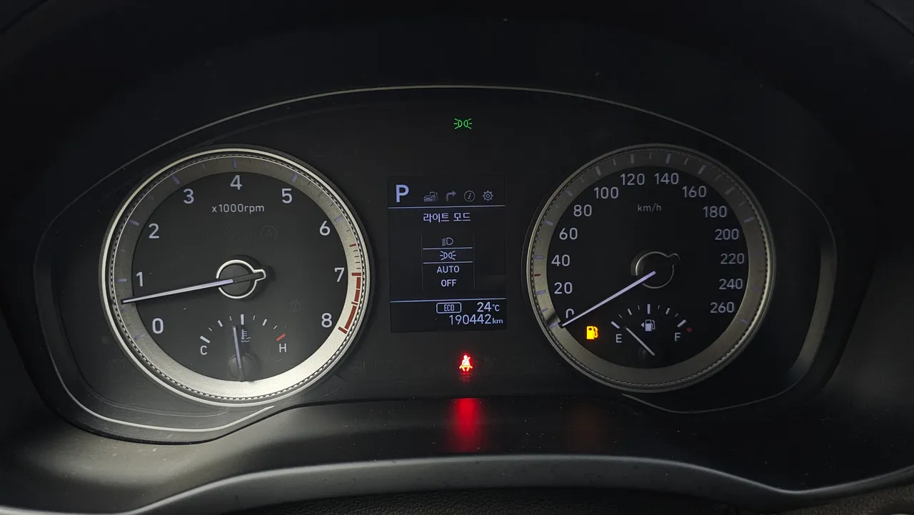 Hyundai Grandeur — miniaturë 24