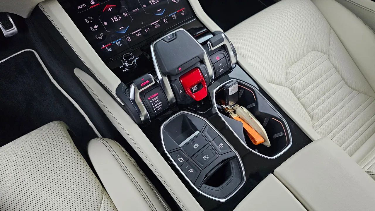 Lamborghini Urus — miniaturë 9