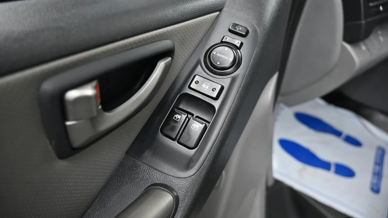 Hyundai Starex — miniaturë 15