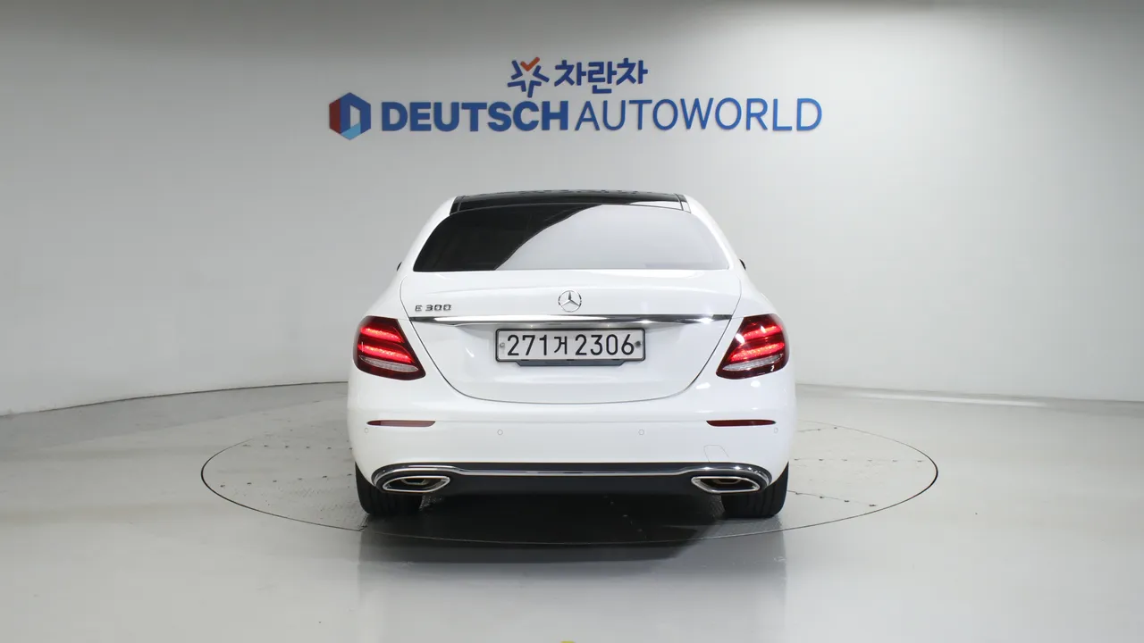 Mercedes-Benz E-klasse — miniaturë 4
