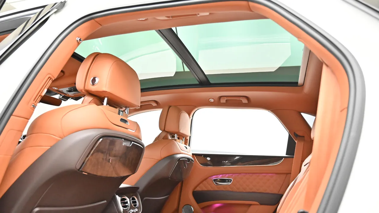Bentley Bentayga — miniaturë 18