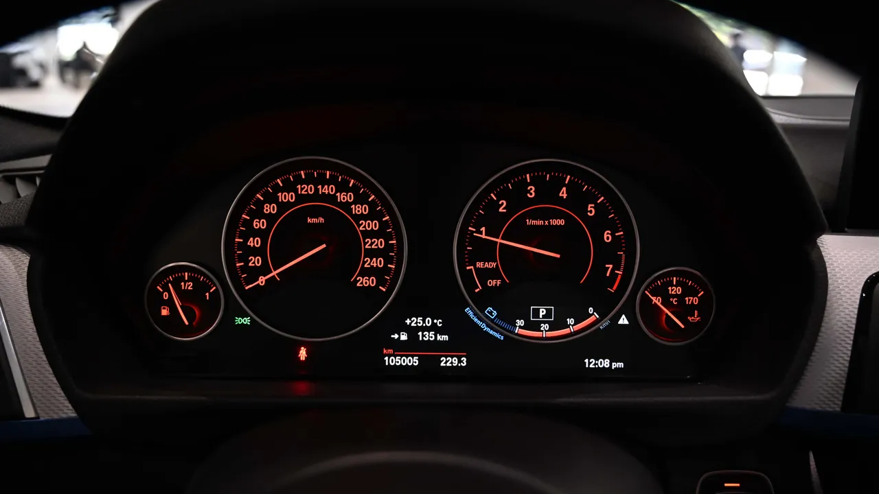 BMW 3er — miniaturë 9