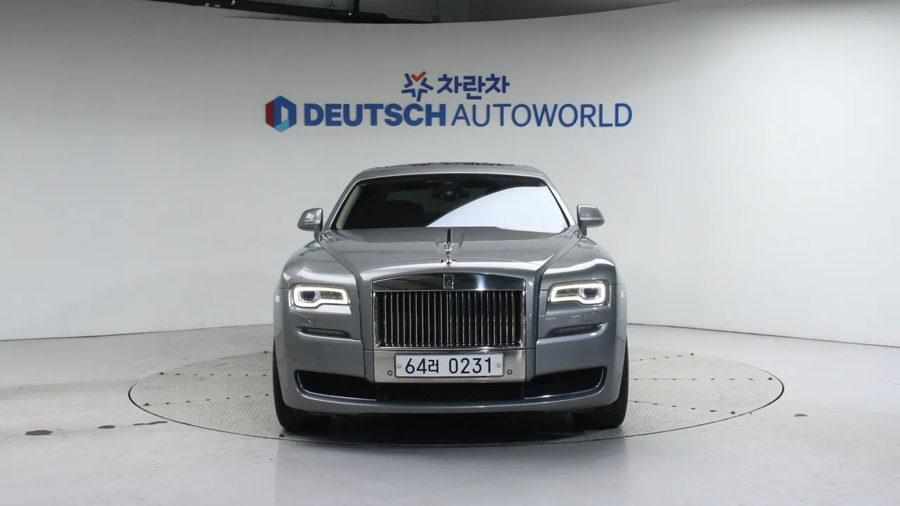 Rolls-Royce Ghost — miniaturë 3