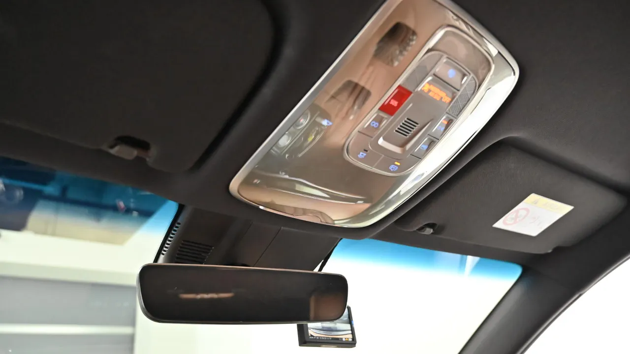 Genesis G80 — miniaturë 18
