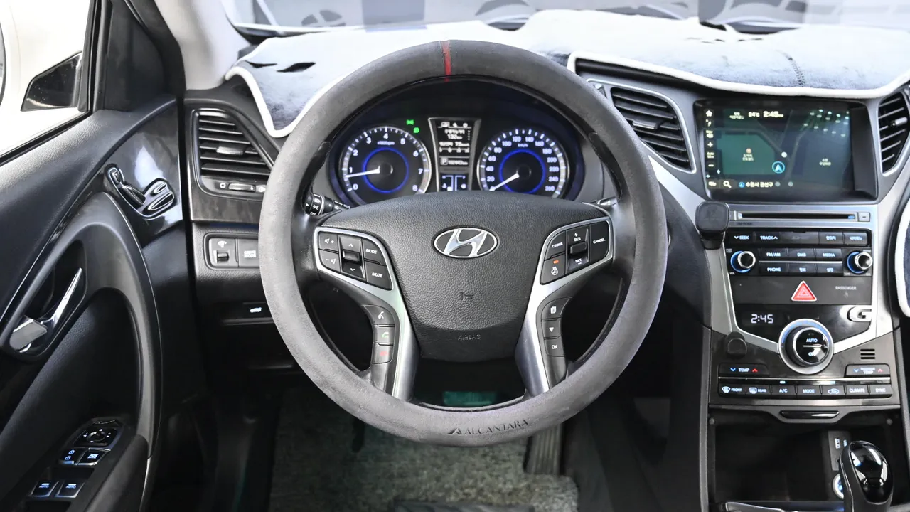Hyundai Grandeur — miniaturë 13