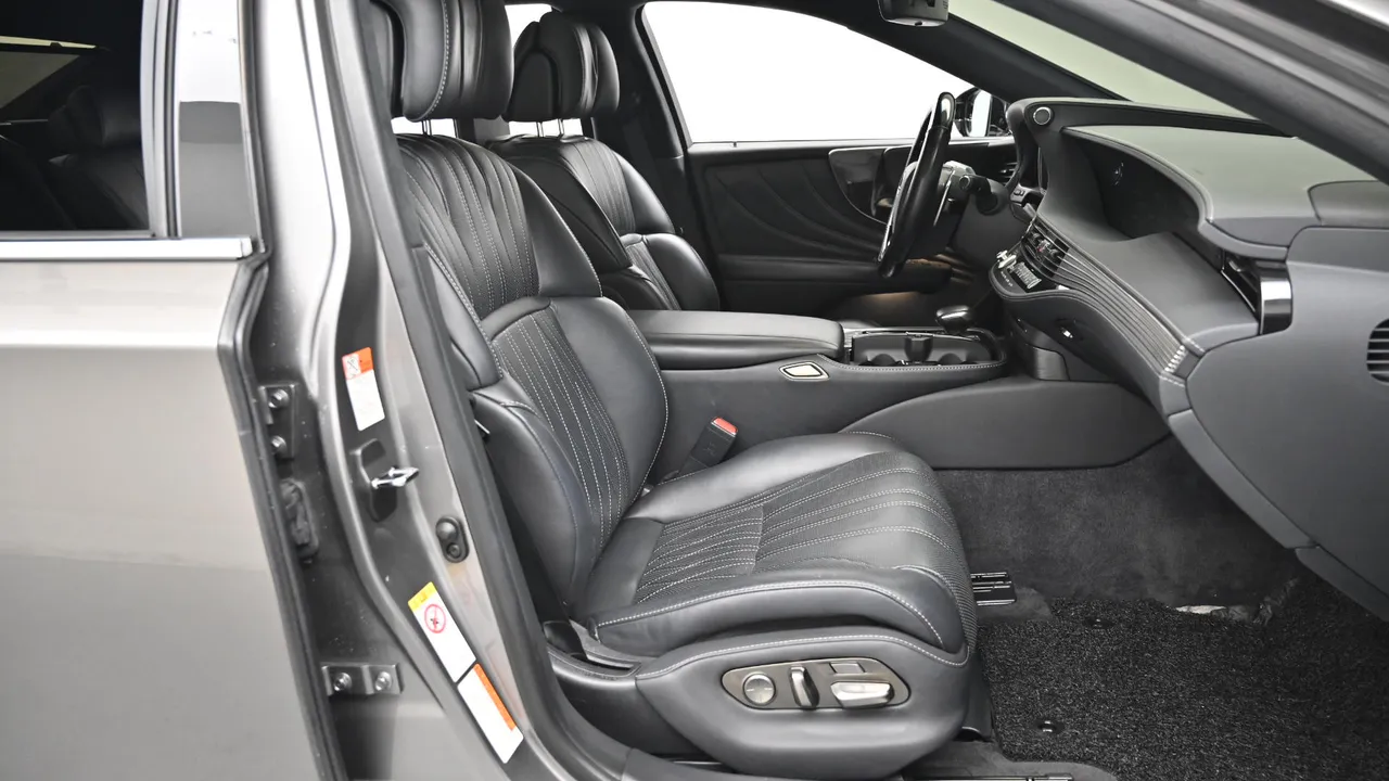 Lexus LS — miniaturë 10
