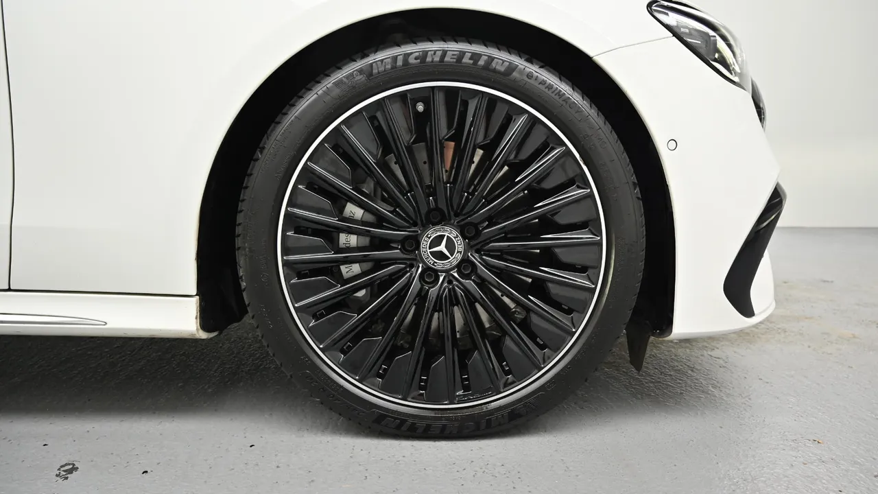 Mercedes-Benz E-klasse — miniaturë 5