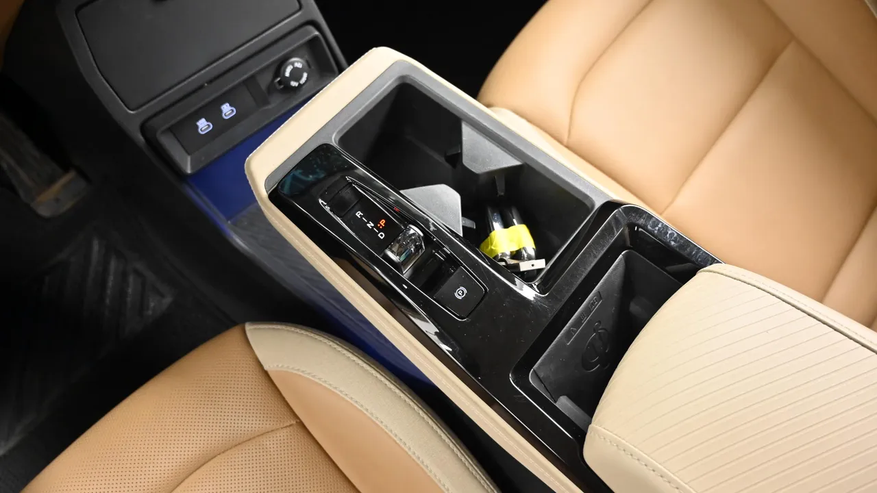 KGM (Ssangyong) Actyon 2nd Generation Gasoline 1.5T 2WD S7