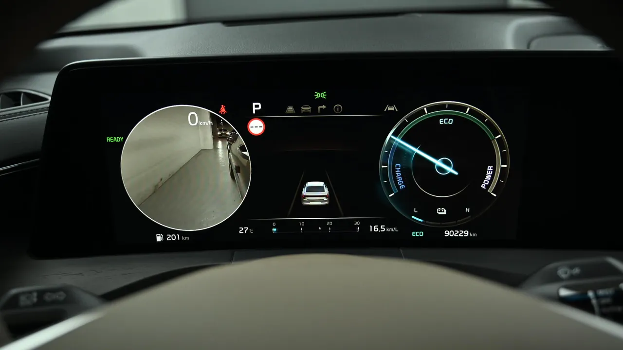 Kia K8 — miniaturë 8