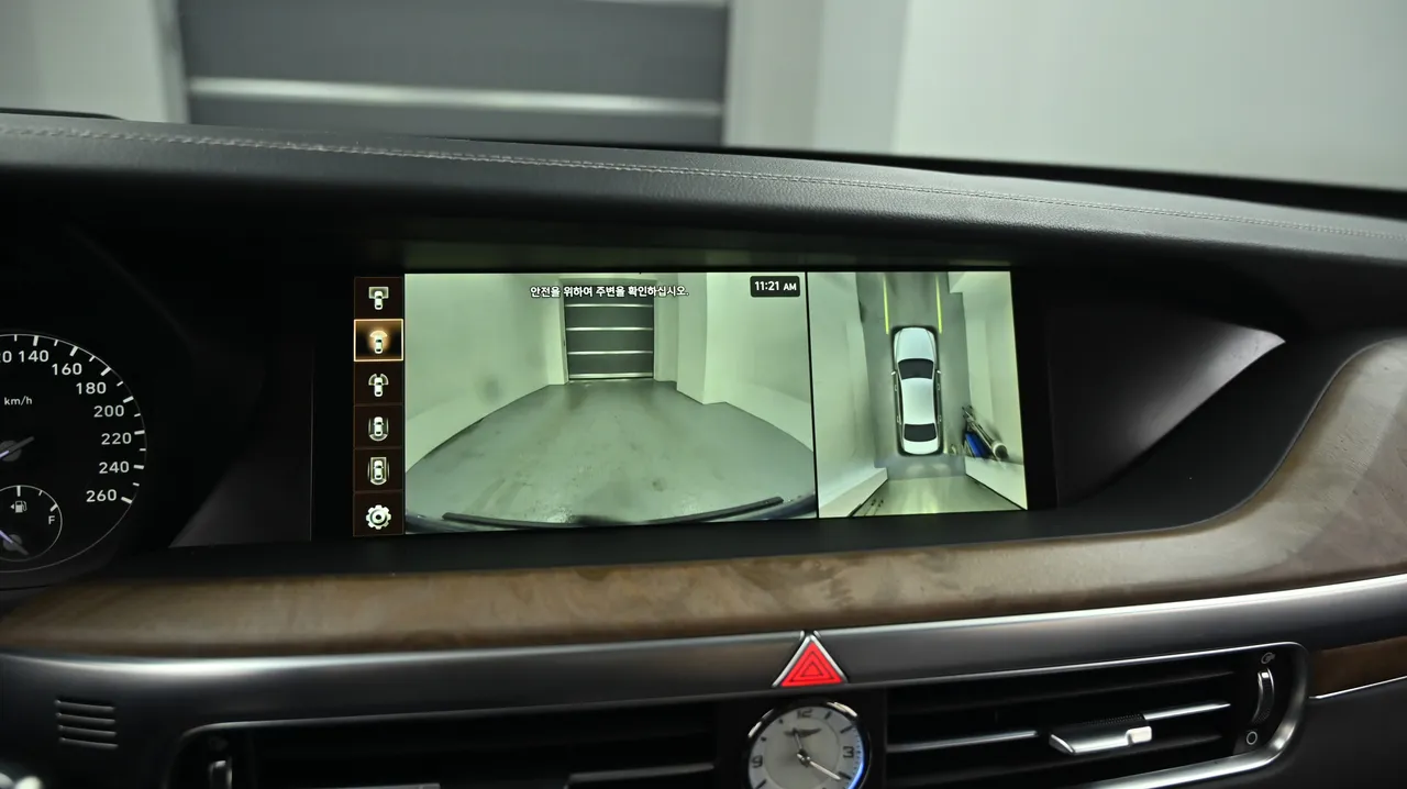 Genesis G90 — miniaturë 15