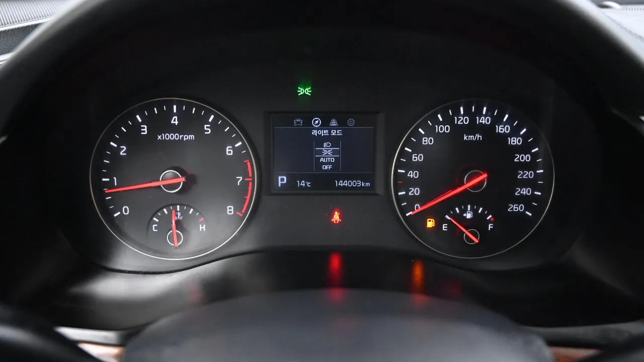 Kia K7 — miniaturë 8