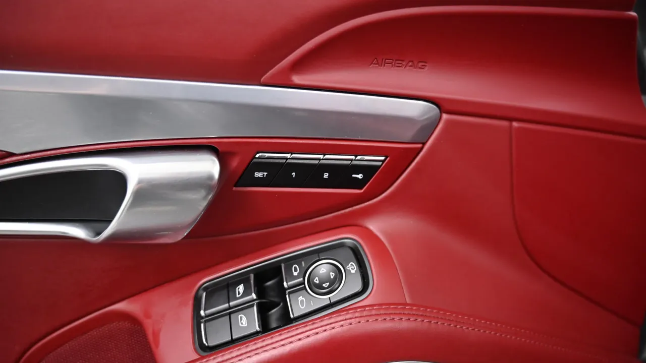 Porsche 718 — miniaturë 21