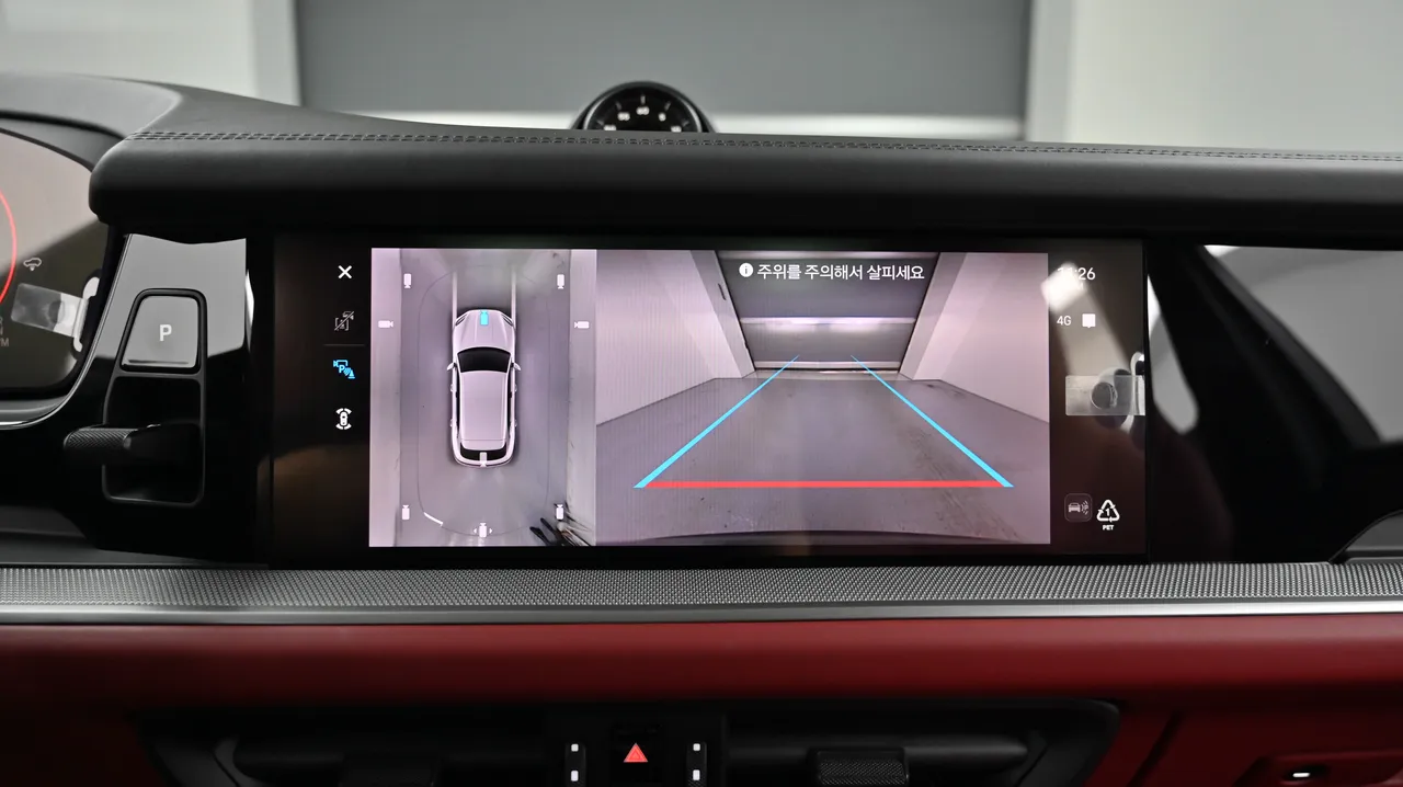 Porsche Cayenne — miniaturë 15