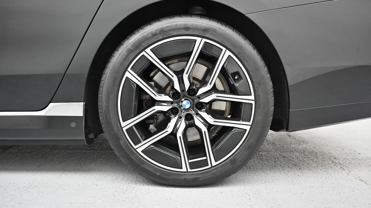 BMW i7 — miniaturë 27