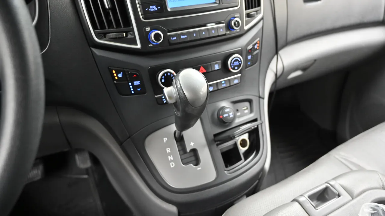 Hyundai Starex — miniaturë 9