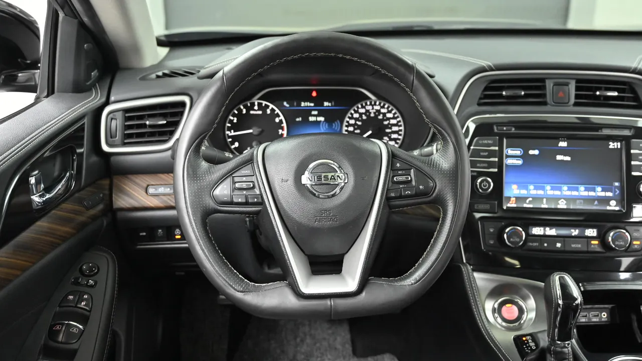 Nissan Maxima — miniaturë 13