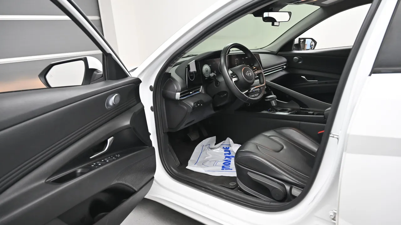 Hyundai Avante — miniaturë 11