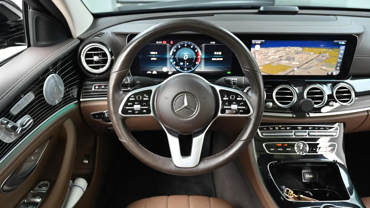 Mercedes-Benz E-klasse — miniaturë 13