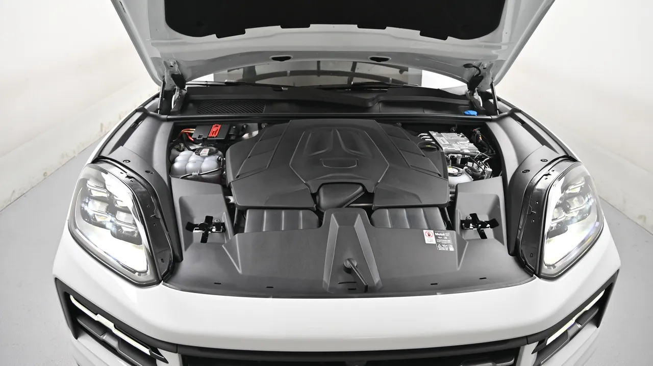 Porsche Cayenne — miniaturë 6