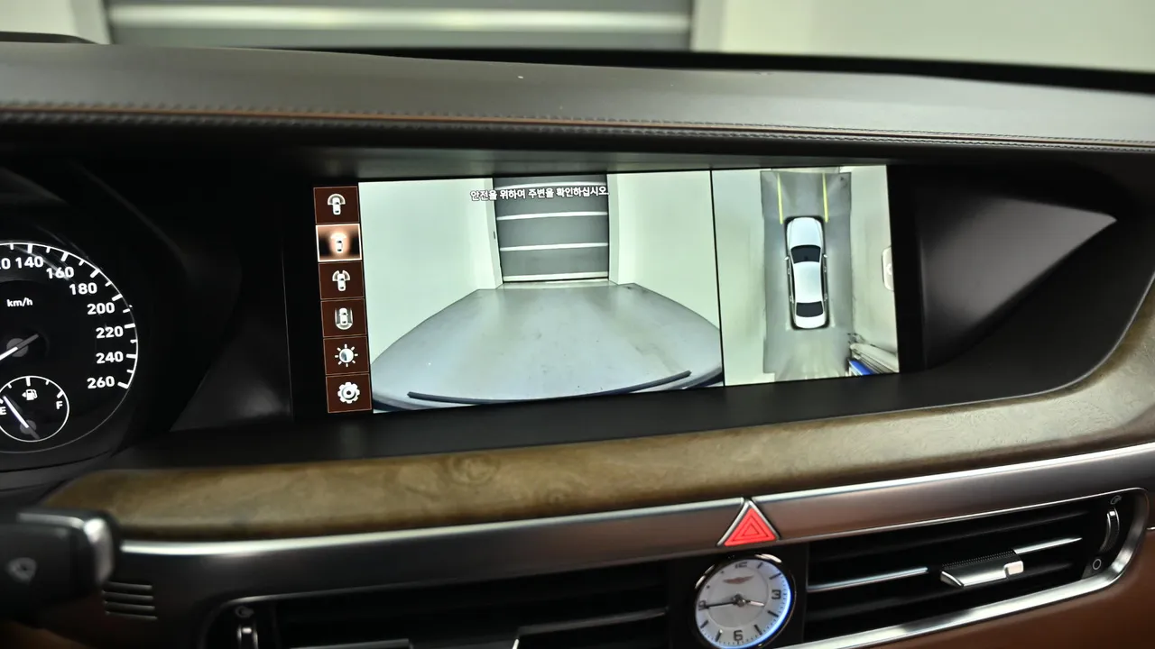 Genesis G90 — miniaturë 15