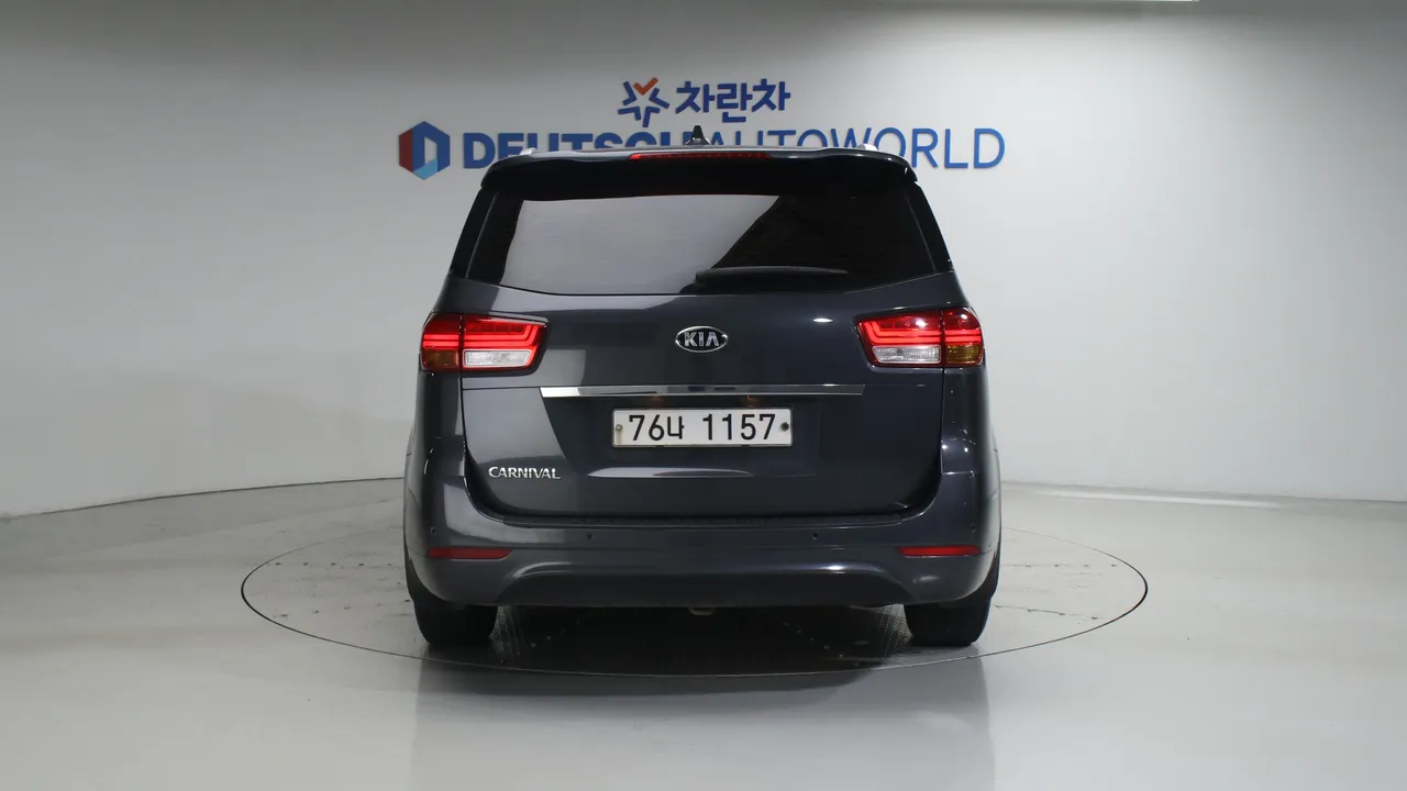 Kia Carnival — miniaturë 22