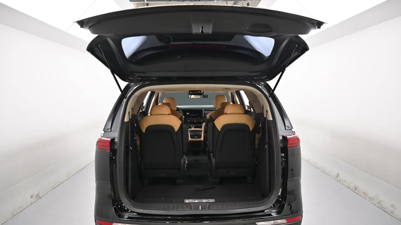 Kia Carnival — miniaturë 19