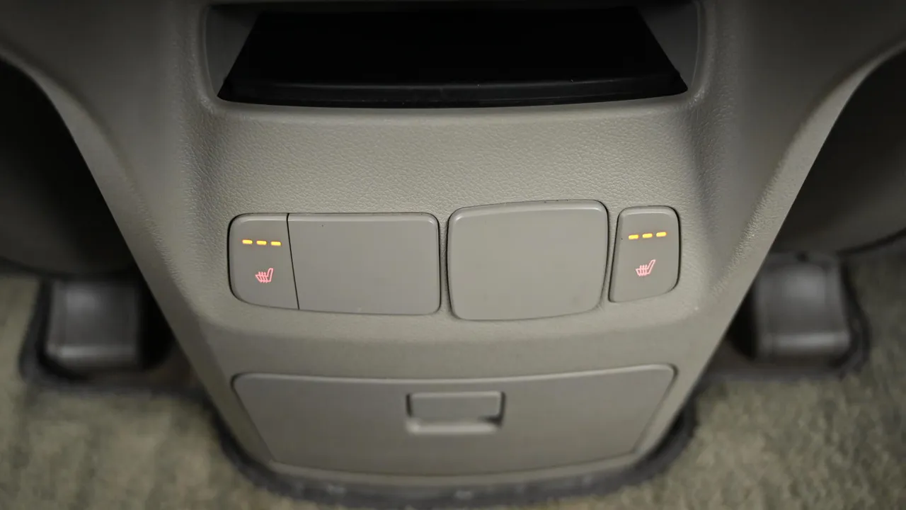 Kia Carnival — miniaturë 16