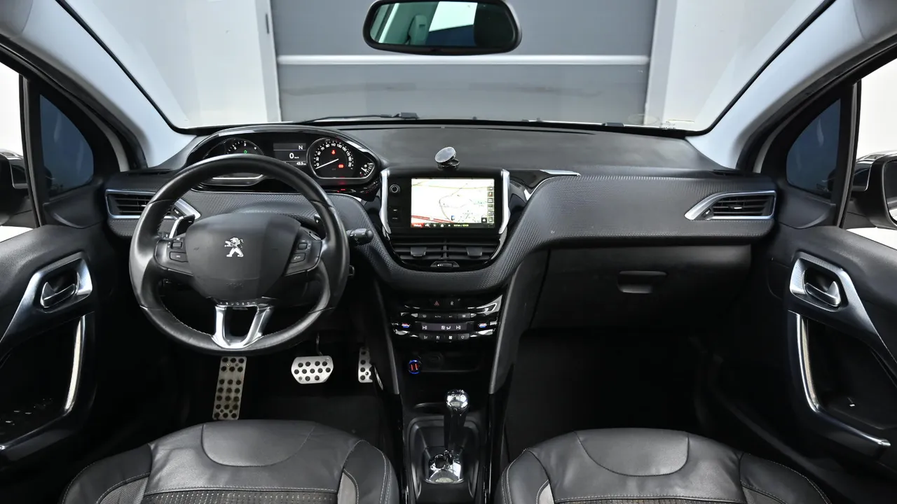 Peugeot 2008 1.6 E-HDi Pelin L