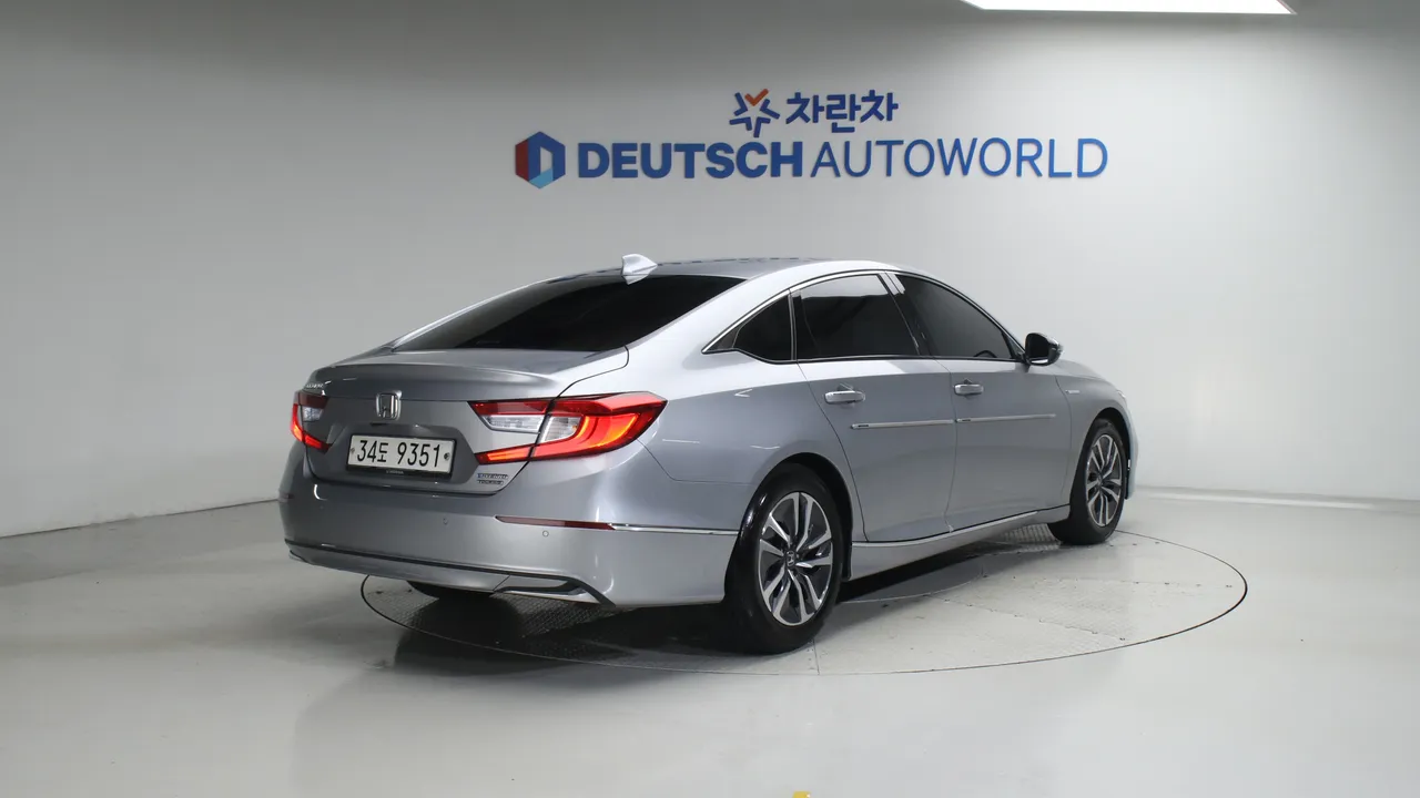 Honda Accord — miniaturë 2