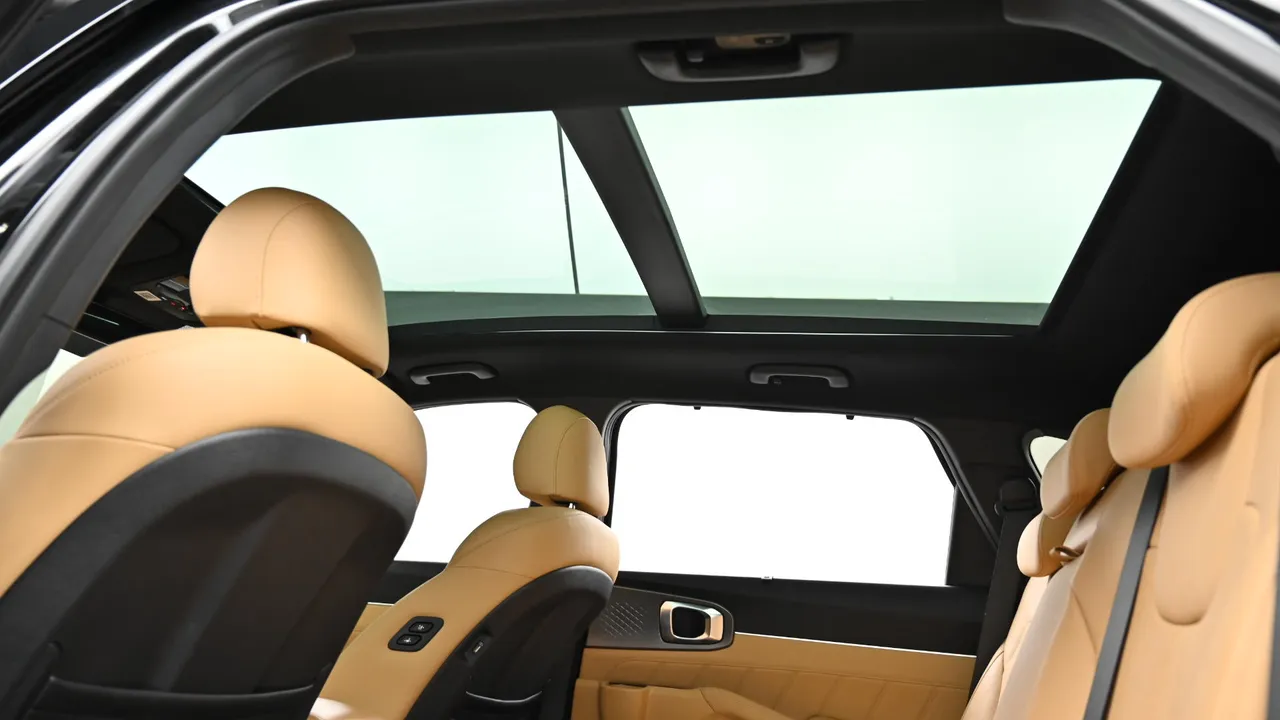 Kia Sorento — miniaturë 18