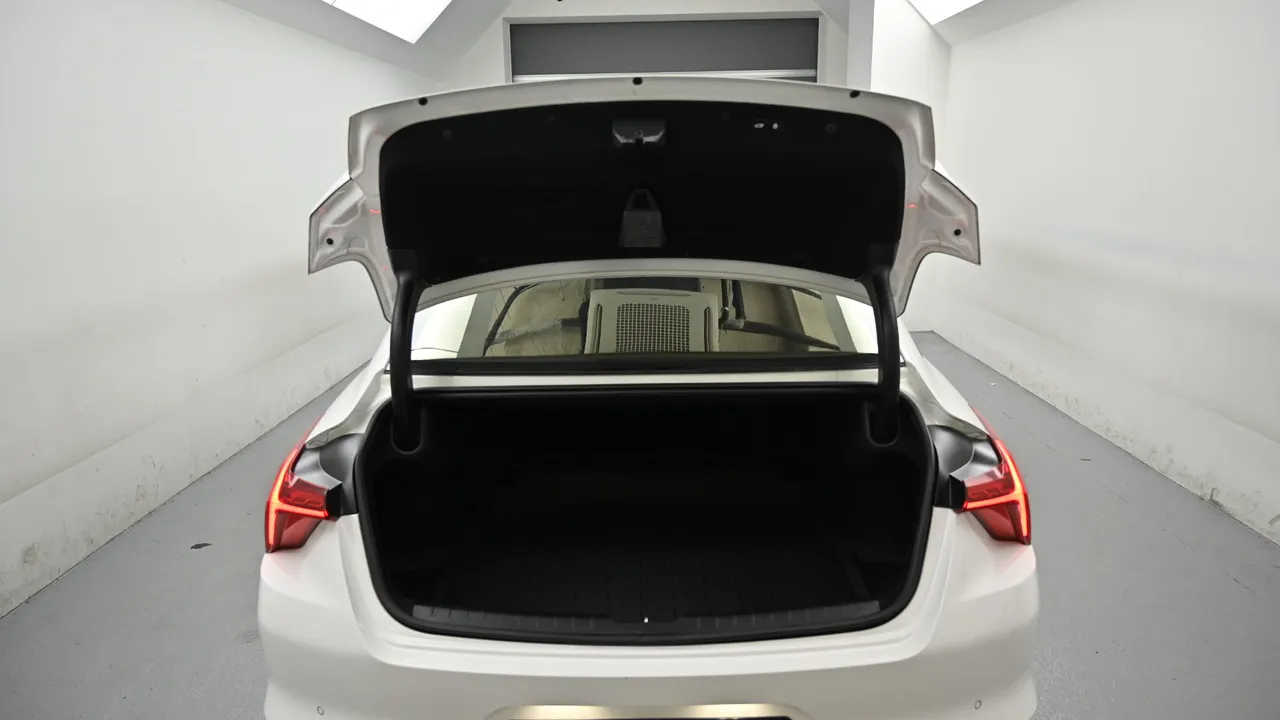 Kia K8 — miniaturë 19