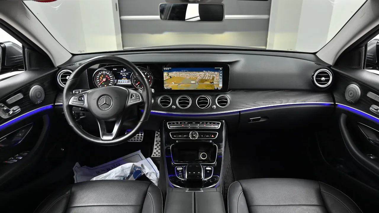 Мерседес Е-Класс W213 E200 Авангард
