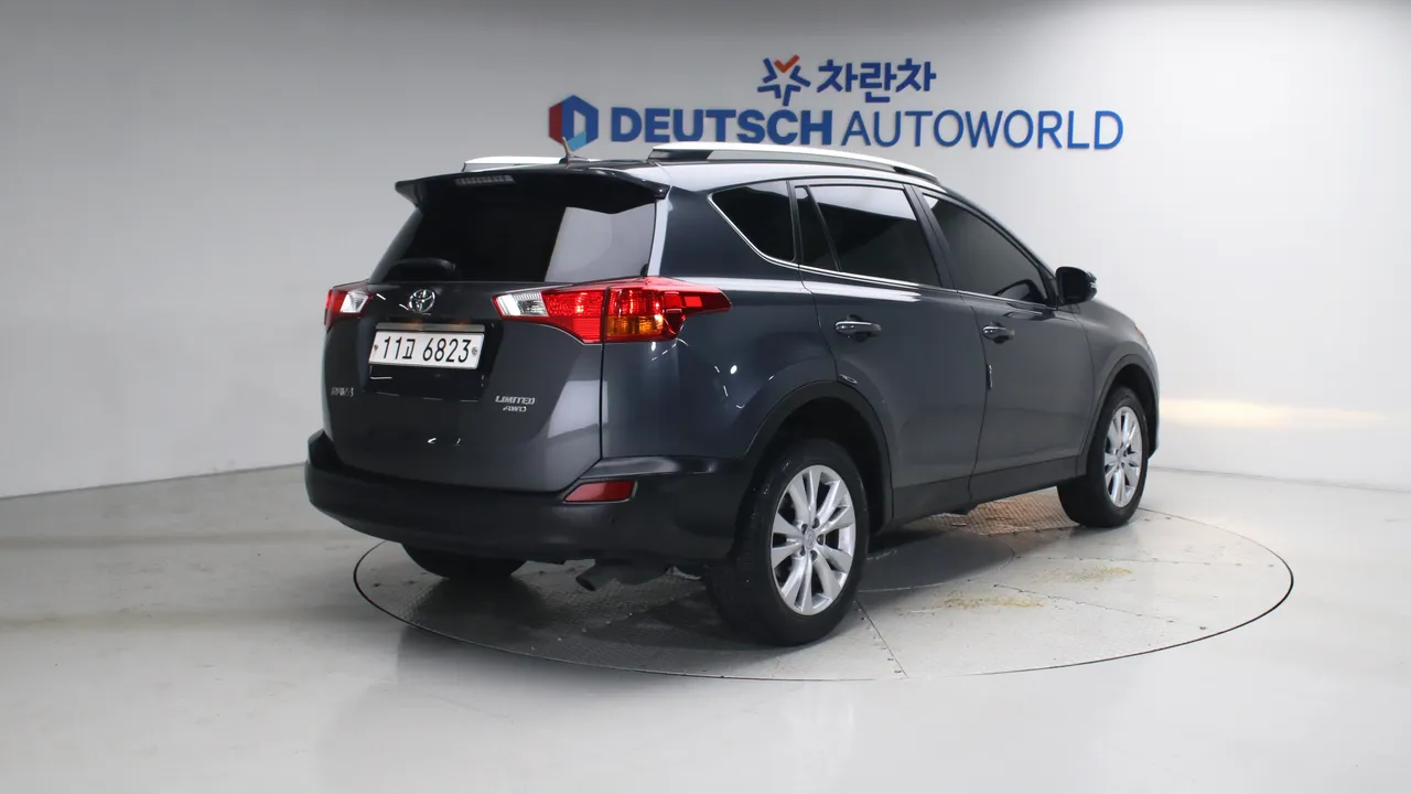 Toyota RAV 4 — miniaturë 2