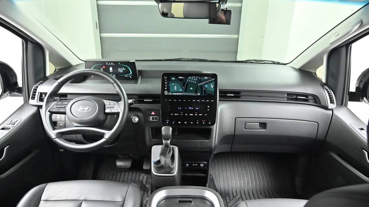 Hyundai Staria — miniaturë 7